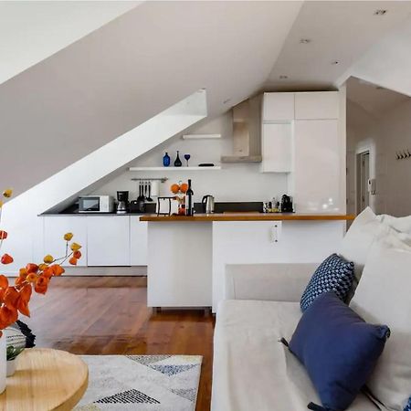 A Captivating Apartment Close To River Tagus In Lisbon Luaran gambar